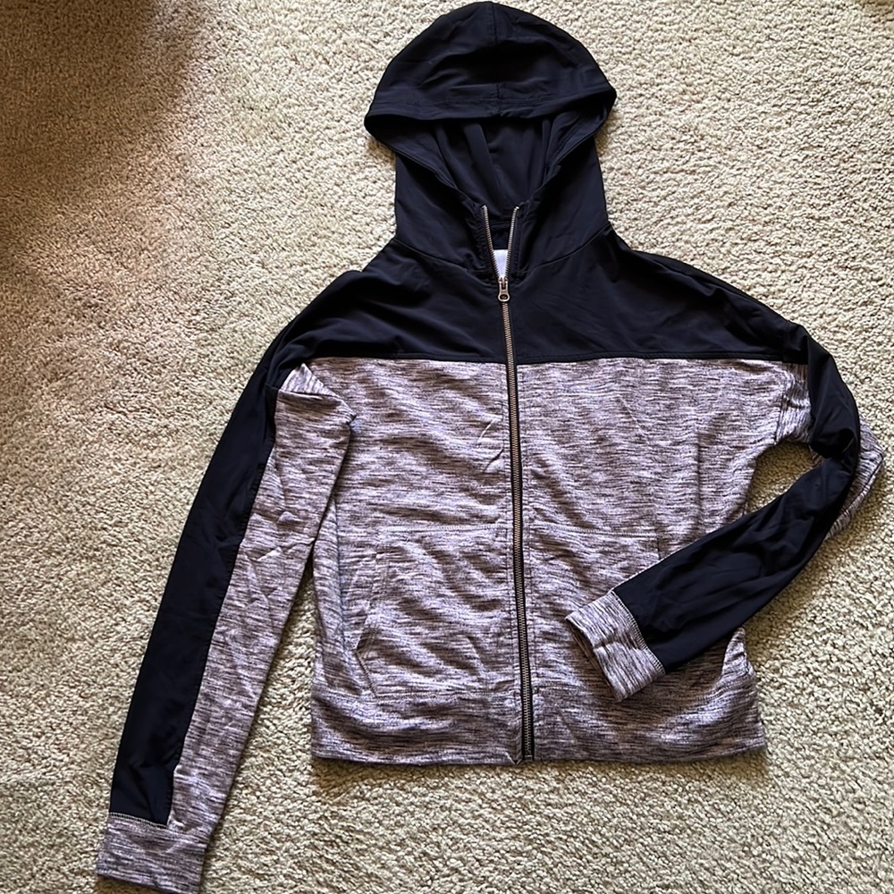 Women’s Light Weight Zip Up Jacket, Size Small